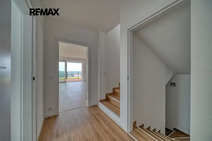Pronájem rodinného domu, Červené Pečky, Hrabáňova, 213 m2