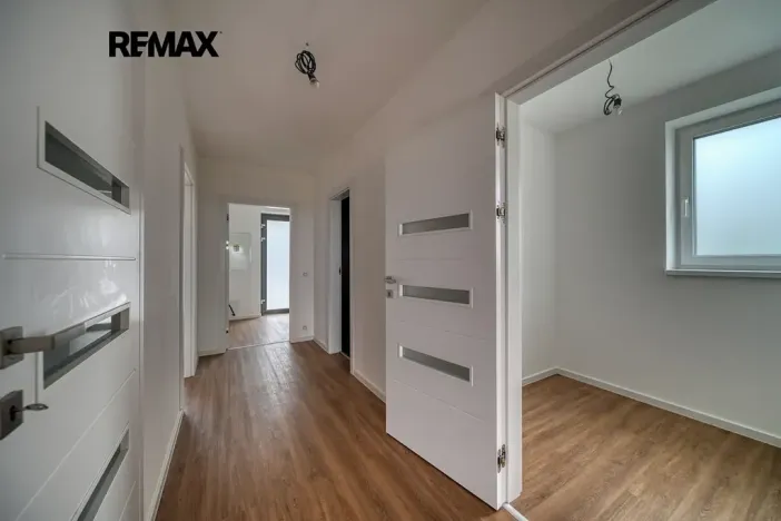 Pronájem rodinného domu, Červené Pečky, Hrabáňova, 213 m2
