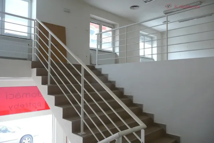 Prodej obchodního prostoru, Veselí nad Moravou, tř. Masarykova, 980 m2
