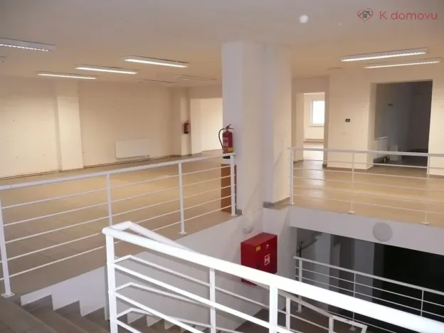Prodej obchodního prostoru, Veselí nad Moravou, tř. Masarykova, 980 m2