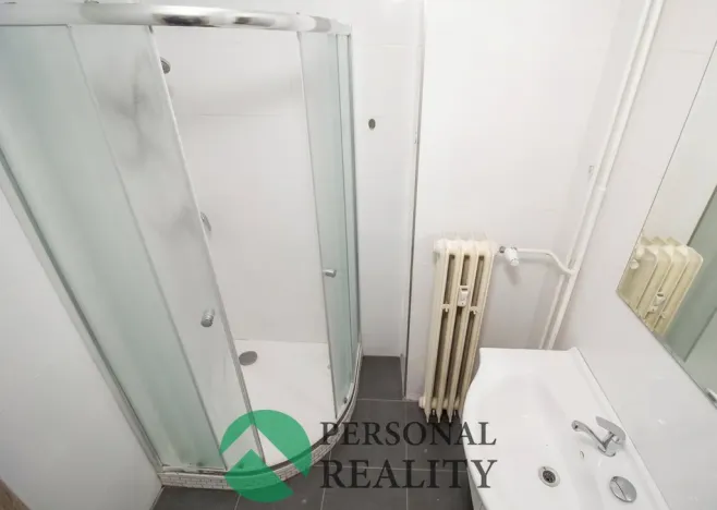 Pronájem bytu 2+1, Karlovy Vary, Šumavská, 63 m2