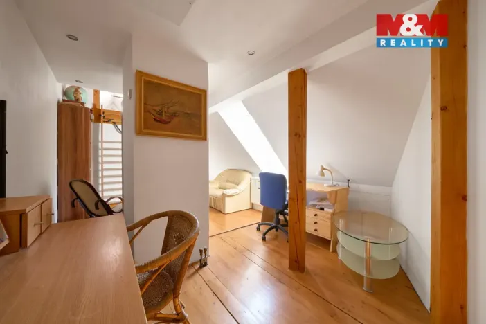 Prodej rodinného domu, Červený Kostelec, Jiráskova, 380 m2