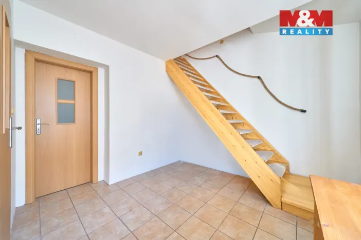 Prodej rodinného domu, Červený Kostelec, Jiráskova, 380 m2