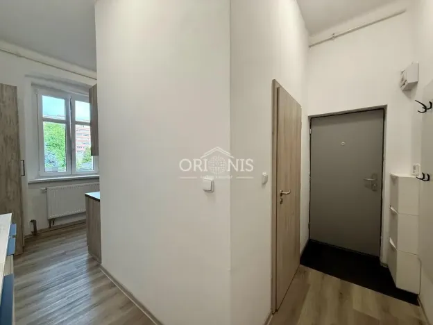 Pronájem bytu 1+1, Chomutov, Školní, 41 m2