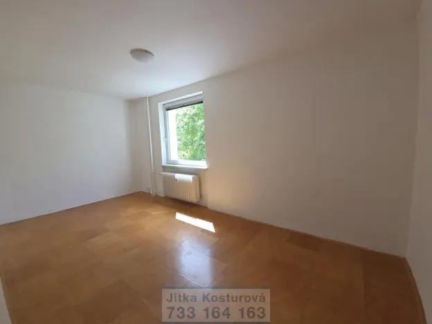 Pronájem bytu 3+1, Krnov - Pod Cvilínem, SPC E, 68 m2
