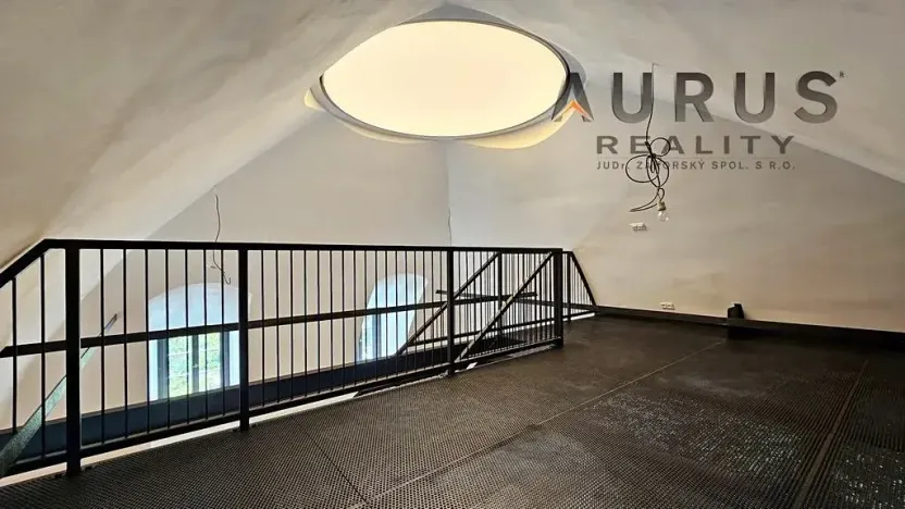 Pronájem bytu 2+kk, Praha - Nusle, Bělehradská, 107 m2