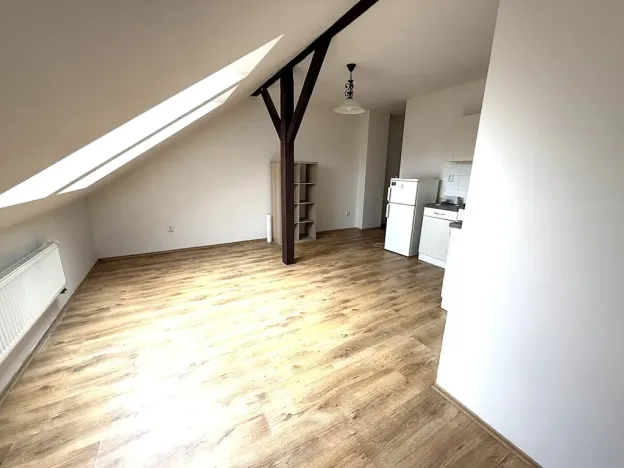 Pronájem bytu 1+kk, Brno, Řehořova, 31 m2