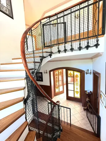 Pronájem vily, Nový Knín, 450 m2
