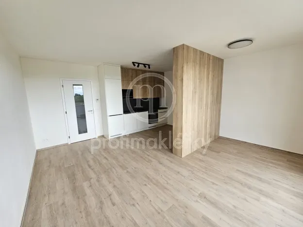 Pronájem bytu 1+kk, Brno, Sokolova, 37 m2