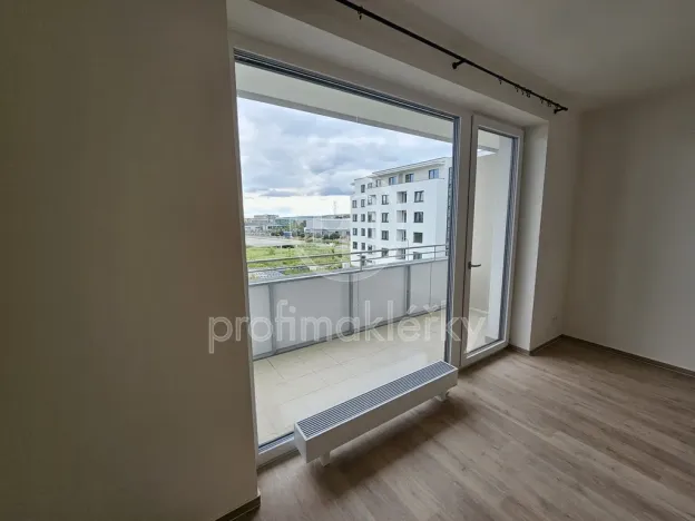Pronájem bytu 1+kk, Brno, Sokolova, 37 m2