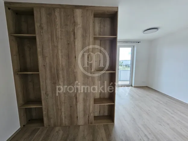 Pronájem bytu 1+kk, Brno, Sokolova, 37 m2