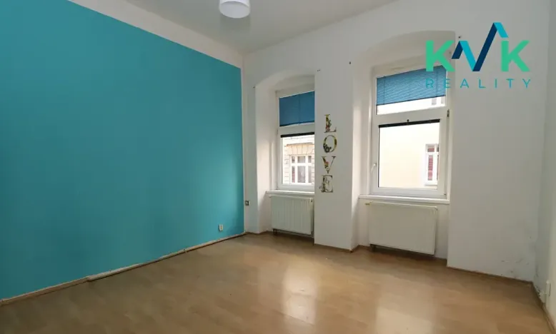 Prodej bytu 1+1, Karlovy Vary, Lad. Koubka, 29 m2