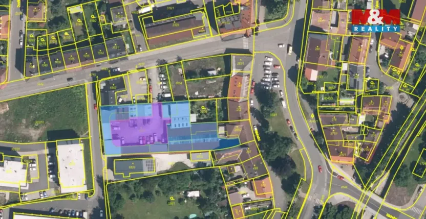 Pronájem obchodního prostoru, Klatovy, Nádražní, 600 m2