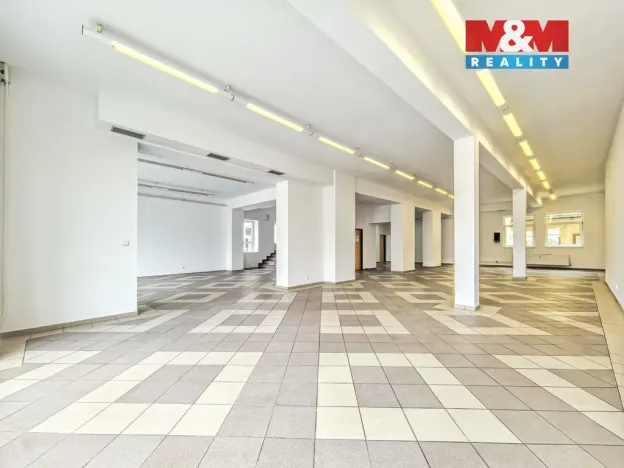 Pronájem obchodního prostoru, Ústí nad Orlicí, Mírové nám., 207 m2