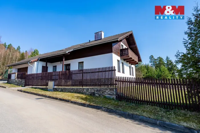 Prodej rodinného domu, Sázava, 205 m2