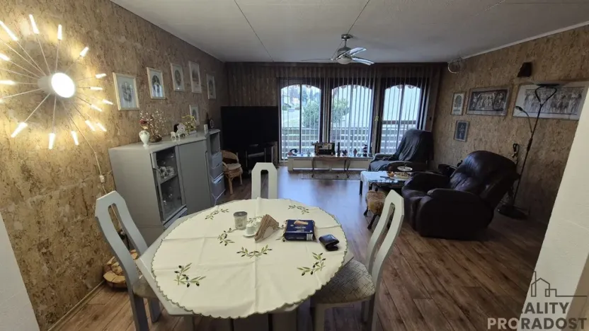 Prodej rodinného domu, Lednice, Nejdecká, 180 m2