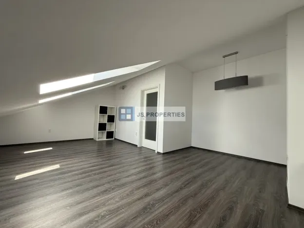 Pronájem rodinného domu, Praha, Úbislavská, 160 m2