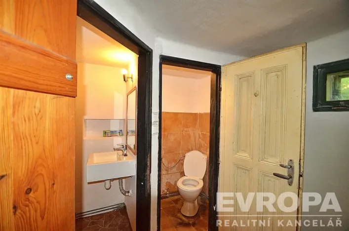 Prodej chalupy, Medonosy, 150 m2