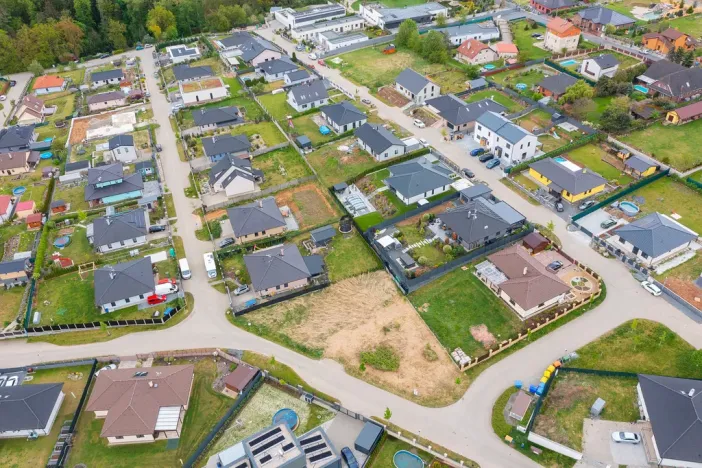 Prodej pozemku, Doubravčice, Lázná, 843 m2