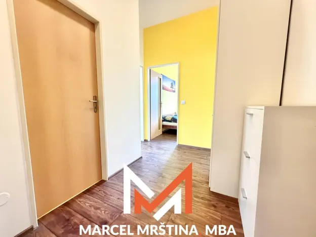 Pronájem bytu 2+kk, Náchod, Raisova, 41 m2