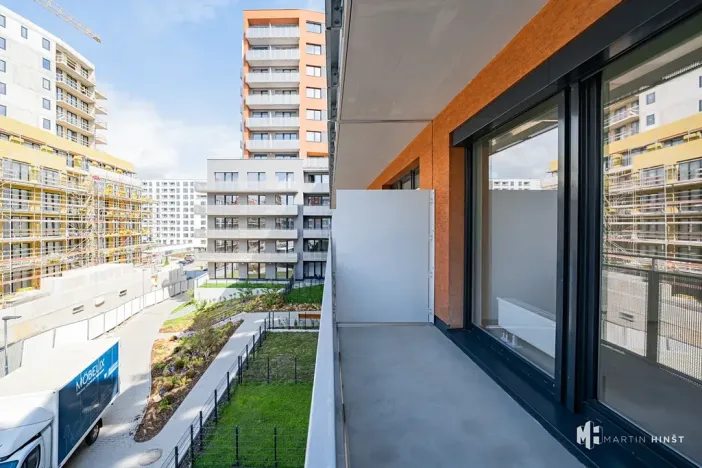 Pronájem bytu 1+kk, Praha - Vysočany, Gerstelova, 43 m2