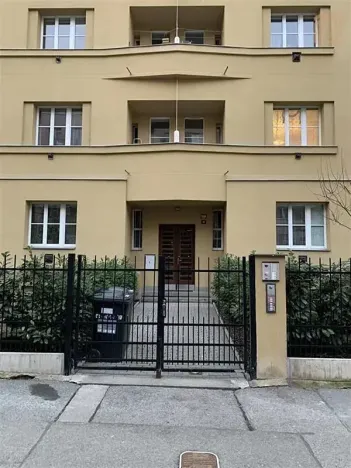 Pronájem bytu 2+kk, Praha - Žižkov, Lucemburská, 49 m2