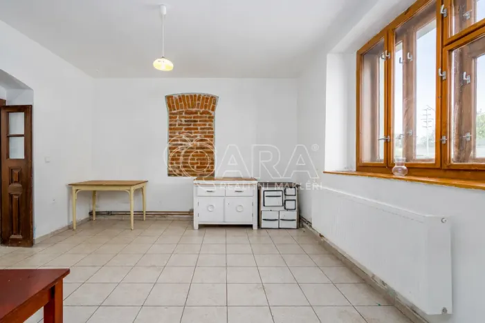 Prodej komerční nemovitosti, Nalžovice, 1000 m2