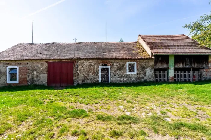 Prodej komerční nemovitosti, Nalžovice, 1000 m2