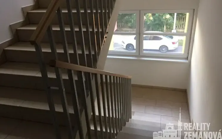 Pronájem bytu 1+kk, Praha - Michle, Hanusova, 37 m2
