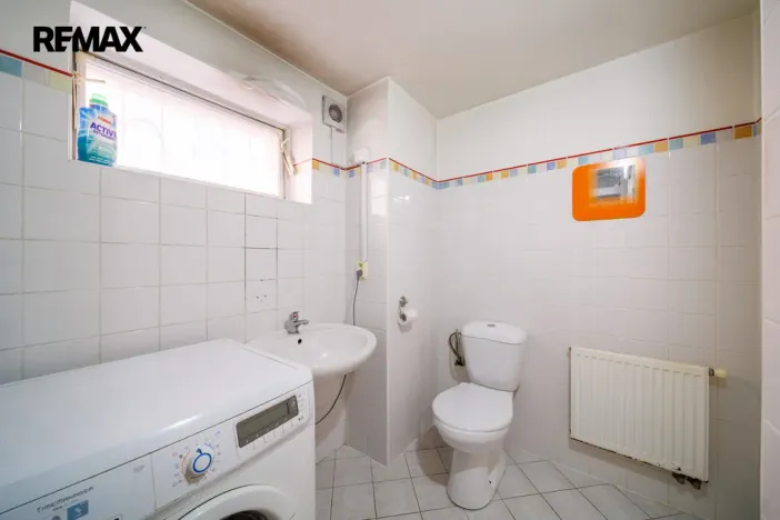 Prodej obchodního prostoru, Karlovy Vary, K. Čapka, 113 m2