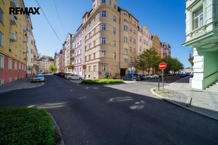 Prodej obchodního prostoru, Karlovy Vary, K. Čapka, 113 m2