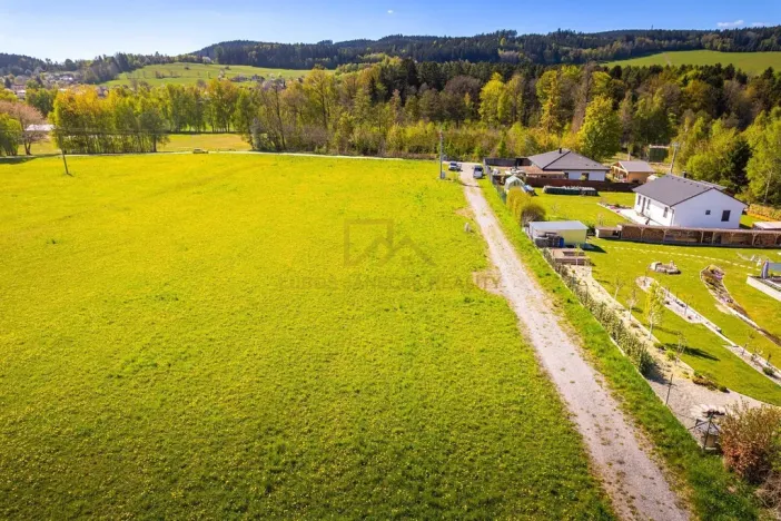 Prodej pozemku, Omlenice - Blažkov, 1400 m2