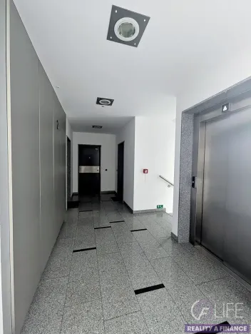 Pronájem bytu 3+kk, Praha - Podolí, Jeremenkova, 99 m2