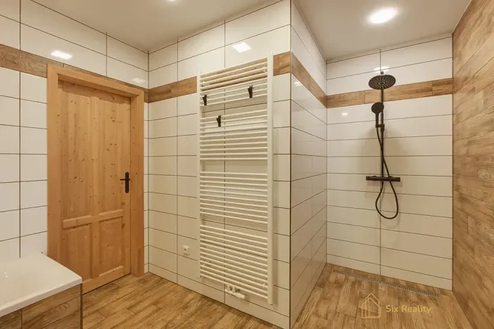 Prodej rodinného domu, Zavidov, 261 m2