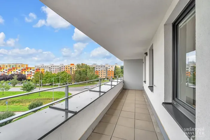 Pronájem bytu 2+kk, Hradec Králové, Ve Stromovce, 66 m2