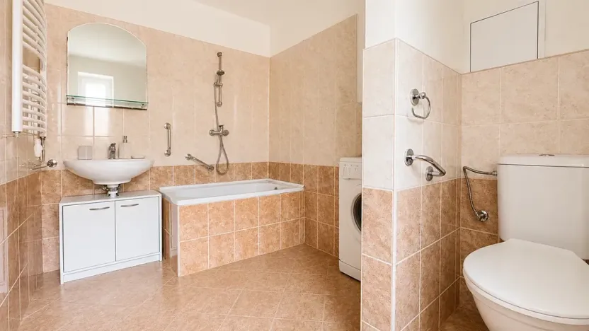 Pronájem bytu 2+1, Písek, Erbenova, 57 m2