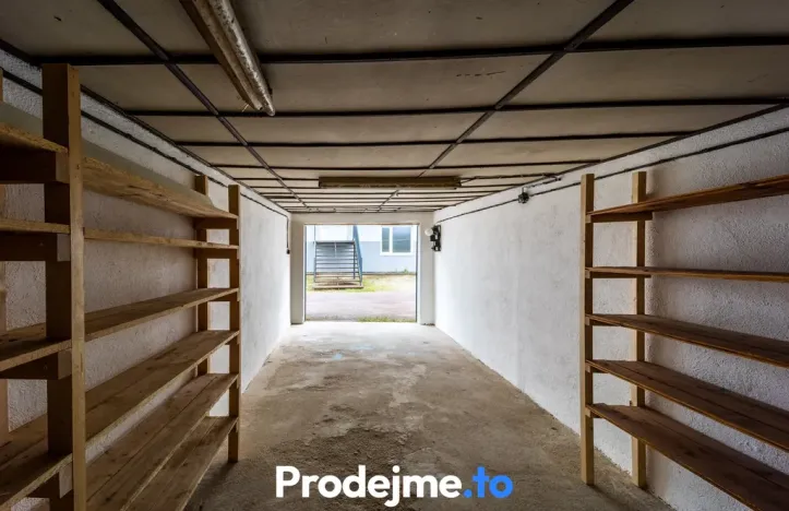 Pronájem garáže, Znojmo, Holandská, 25 m2
