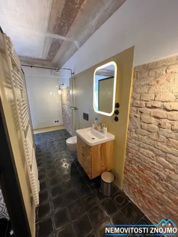 Pronájem bytu 2+kk, Znojmo, Na Kopečku, 52 m2