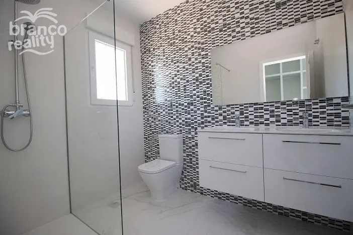 Prodej rodinného domu, Pinoso, Alicante, Španělsko, 245 m2