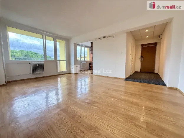 Pronájem bytu 3+1, Kralupy nad Vltavou, sídl. Hůrka, 82 m2