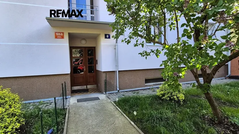 Prodej bytu 2+kk, Praha - Nusle, U družstva Ideál, 42 m2