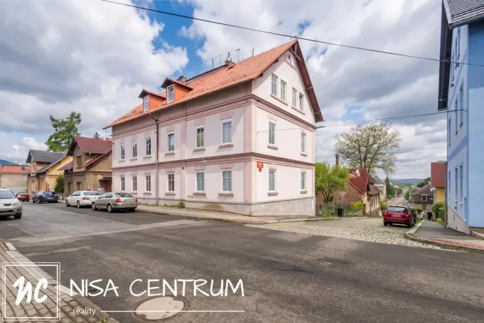 Pronájem bytu 1+1, Liberec, Kobrova, 37 m2