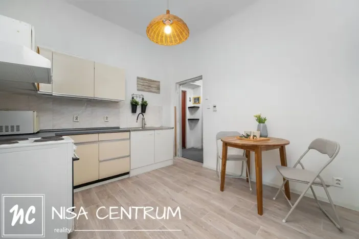 Pronájem bytu 1+1, Liberec, Kobrova, 37 m2