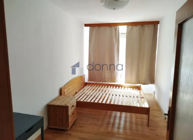 Pronájem bytu 2+kk, Praha, Urbánkova, 45 m2