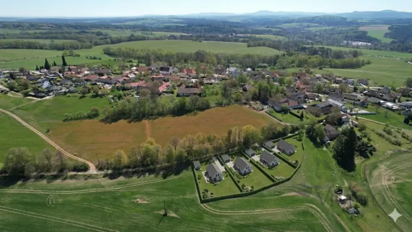Prodej pozemku pro bydlení, Střížov, 28487 m2