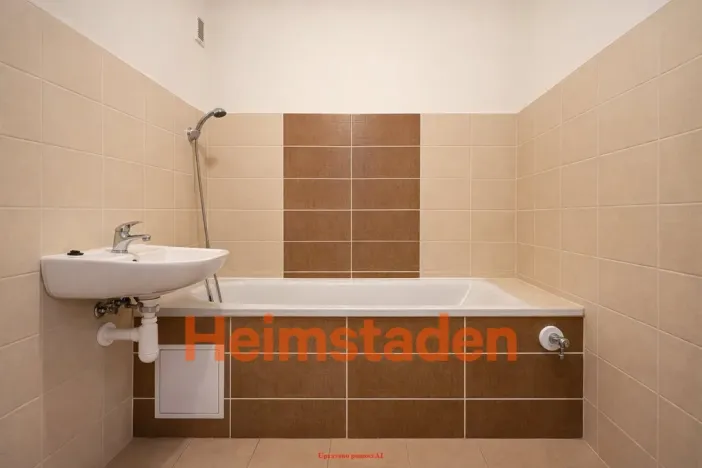 Pronájem bytu 2+1, Orlová - Lutyně, Masarykova třída, 56 m2