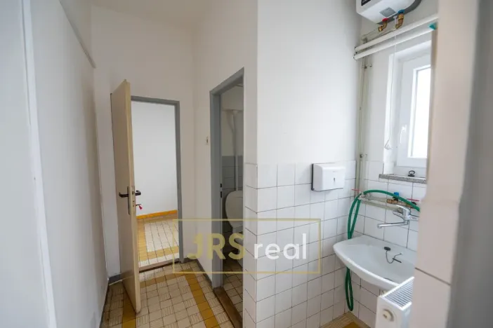 Pronájem obchodního prostoru, Veselí nad Moravou, tř. Masarykova, 143 m2
