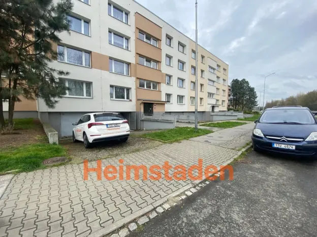 Pronájem garáže, Ostrava - Zábřeh, Tylova, 24 m2