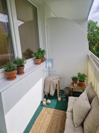 Pronájem bytu 2+kk, Praha, Španielova, 60 m2