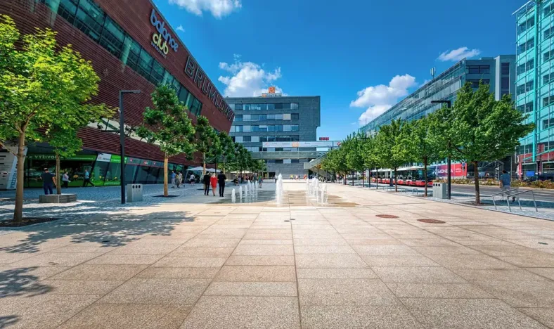 Pronájem kanceláře, Praha - Michle, Jemnická, 422 m2